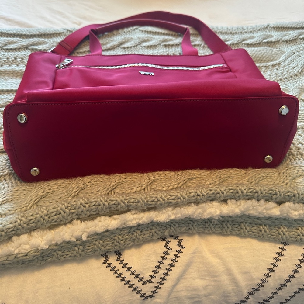 Tumi Women's Fuchsia Tote Bag - Picture 7 of 7